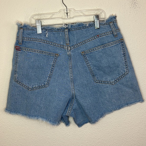Urban Outfitters BDG Cut Off Jeans Shorts . Size 27 - Picture 6 of 8